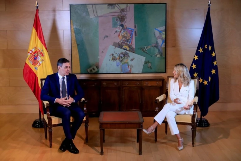 PSOE y Sumar cierran su acuerdo para formar un Gobierno de coalición ...
