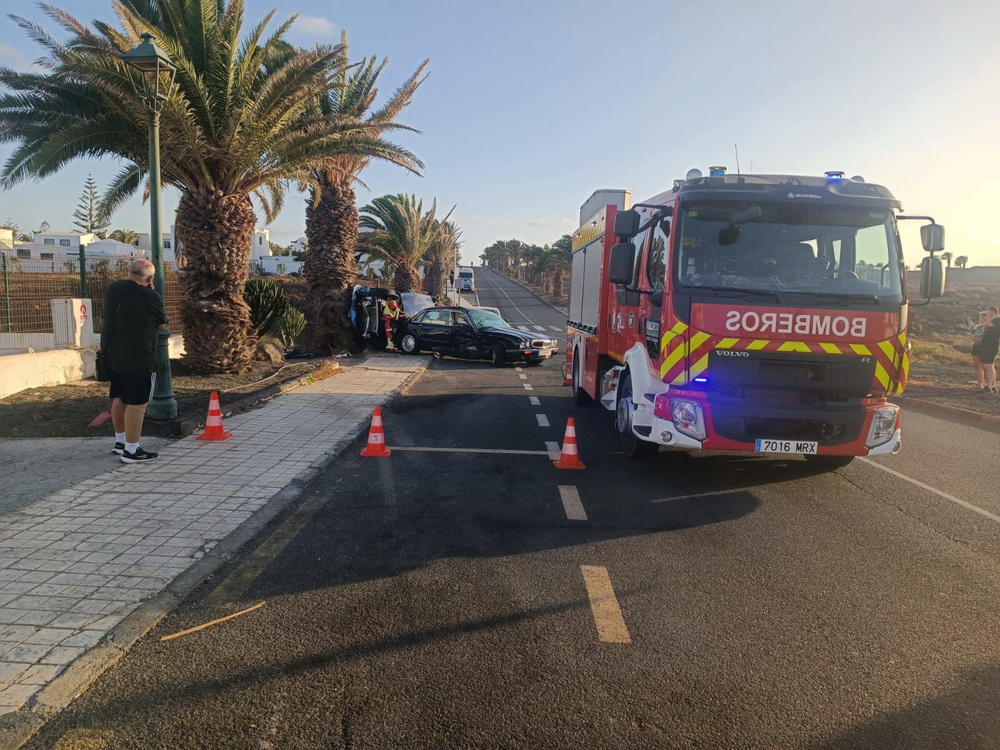 Accidente con vuelto en Costa Teguise1