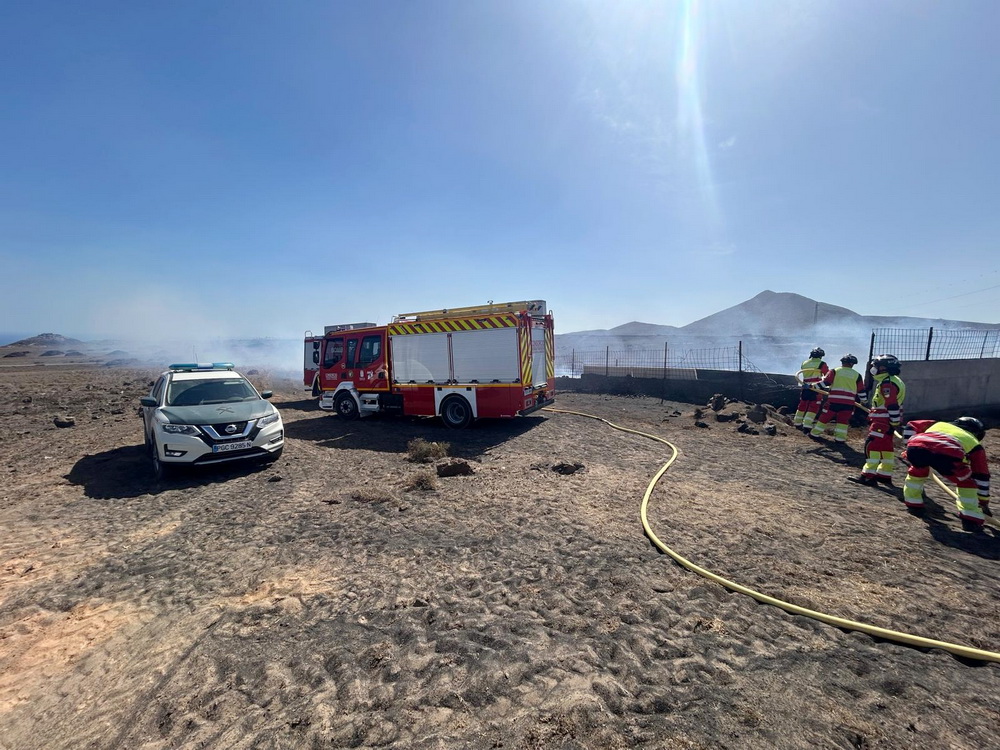 Quema rastrojos en San Bartolome