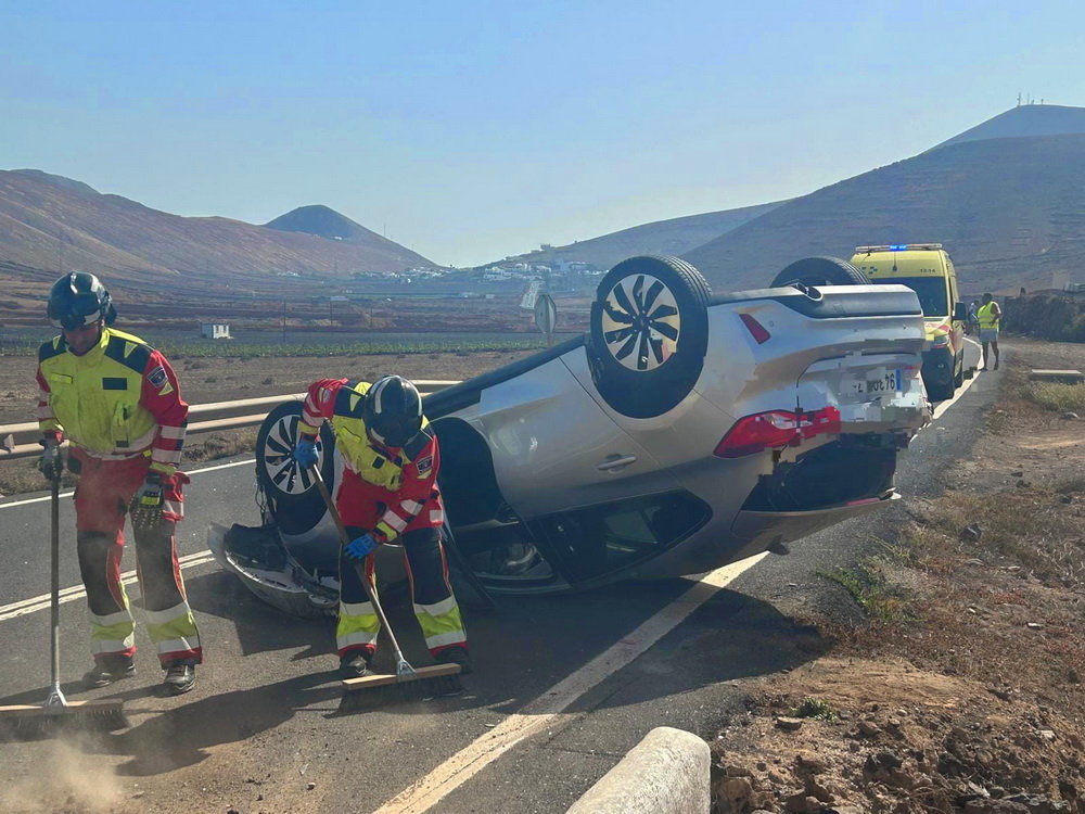 Vuelco rotonda de los camellos