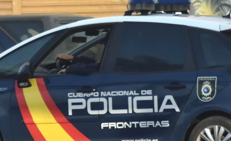 Le arranca una oreja a un hombre en una pelea