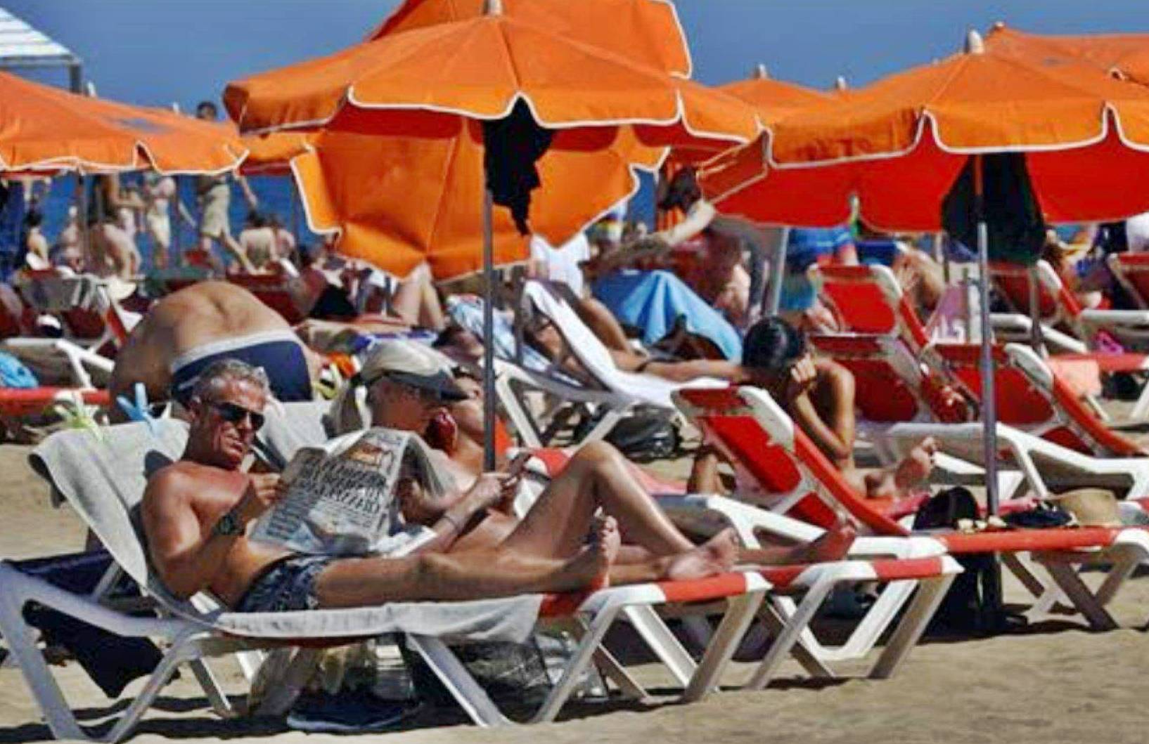 guiris tostados al sol