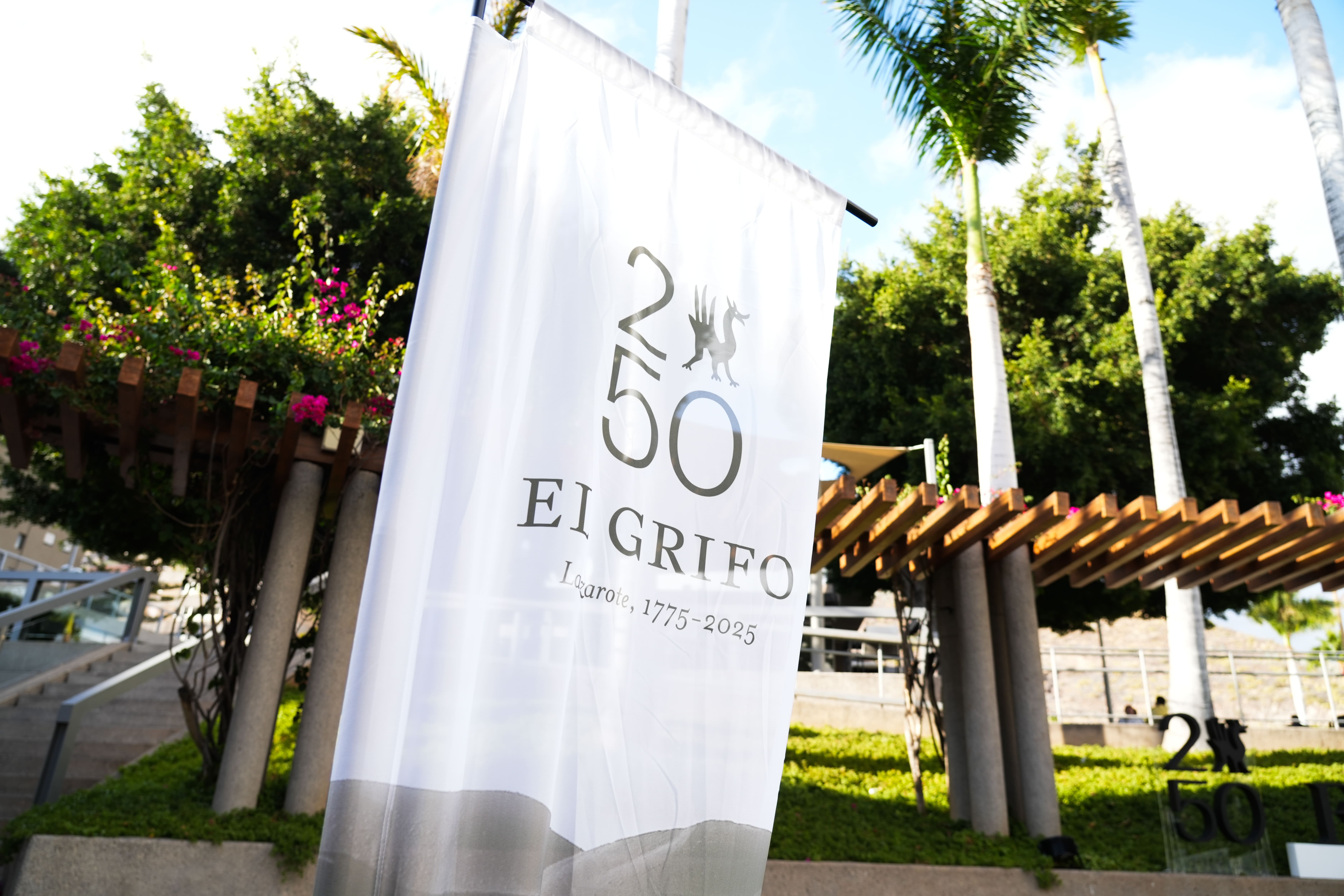 La empresa conmemora en la isla tinerfeña su 250 aniversario con un emotivo acto institucional acompañado de la alta gastronomía de la isla