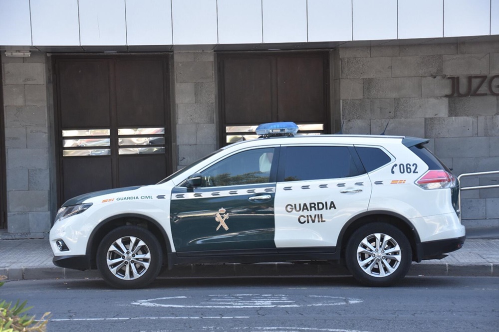 La Guardia Civil localizó al huido gracias a la cooperación internacional con las autoridades del Reino Unido