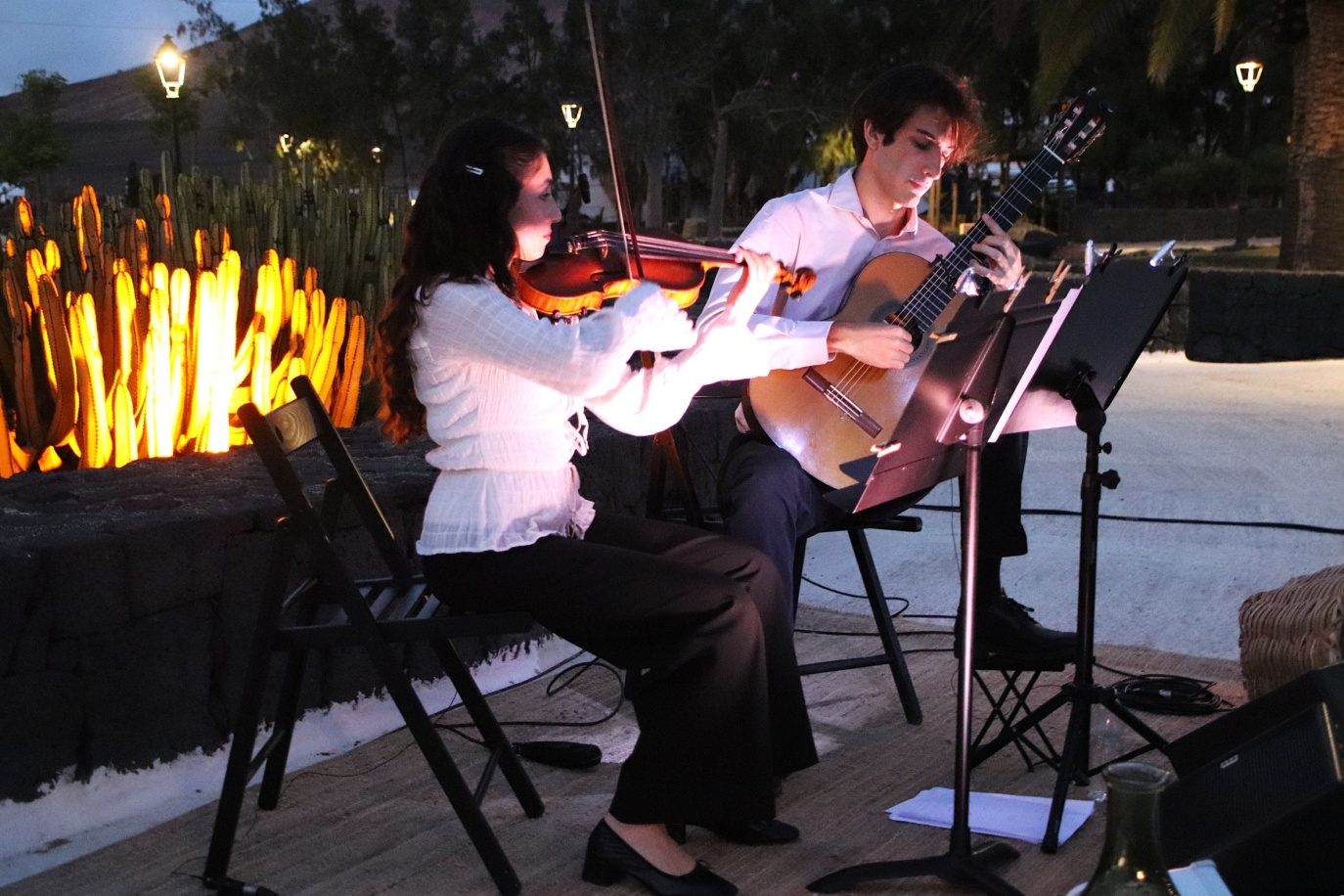 El dúo Opus 22 ofreció el sábado obras clásicas inspiradas en García Lorca