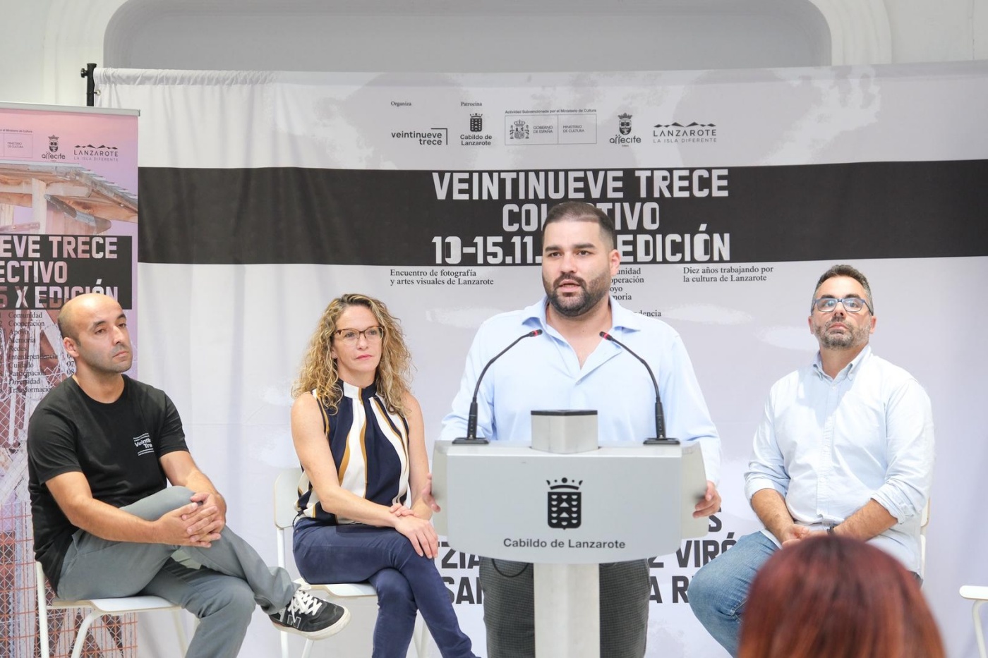 Lo colectivo como contratendencia al individualismo contemporáneo es la temática elegida para reflexionar, con la fotografía como punto de partida