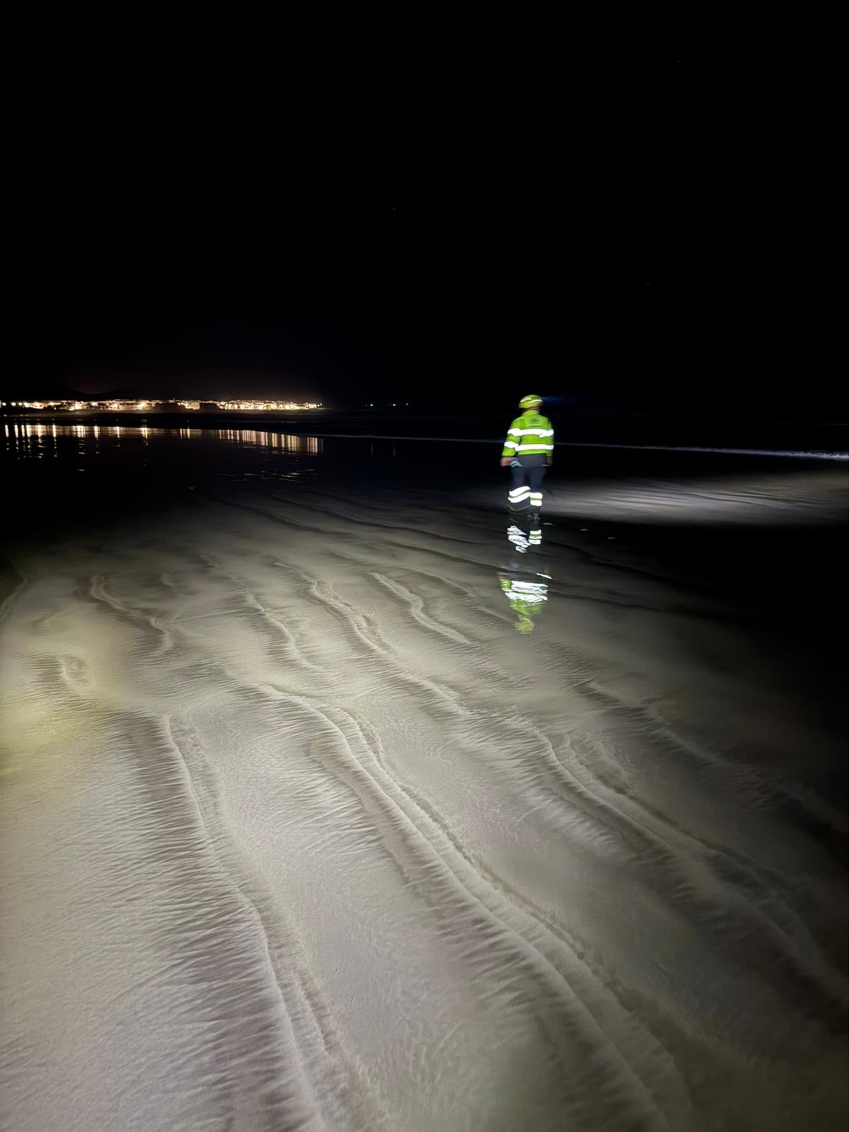 Un hombre de 37 años, natural de Rumanía, murió este domingo en la zona de El Papelillo; su compañero, de 28 años y origen hindú, sigue sin aparecer