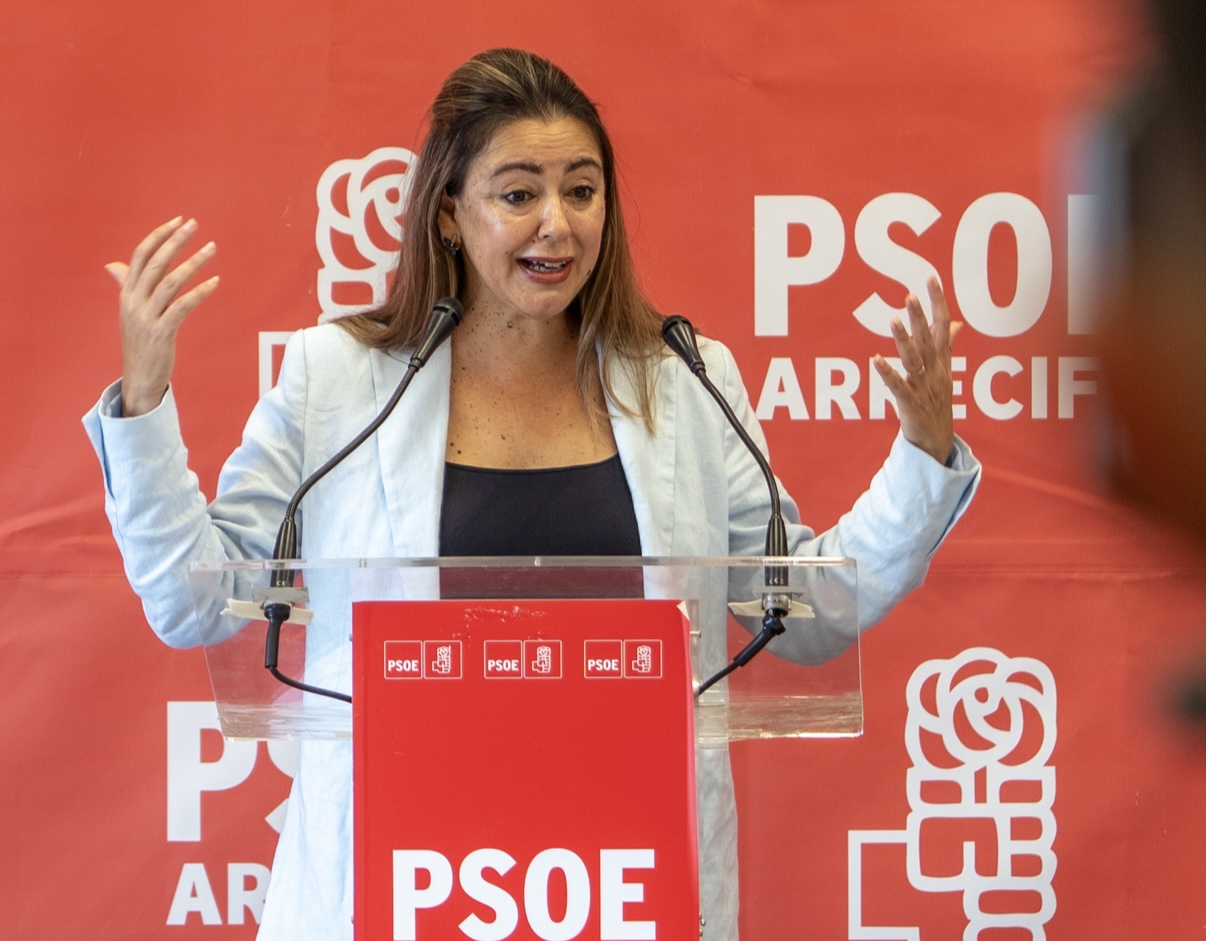 Dolores Corujo asegura que lo único que ha hecho Oswaldo es ejecutar la herencia que le dejó el PSOE Dolores Corujo asegura que lo único que ha hecho Oswaldo es ejecutar la herencia que le dejó el PSOE
