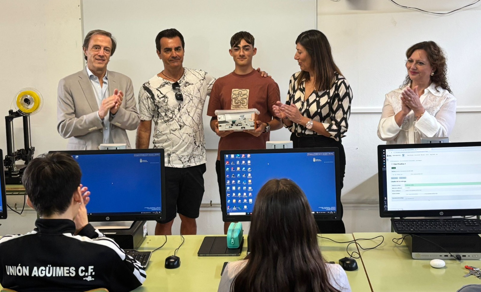 Los colegios del Archipiélago participarán con casi 600 estudiantes en la XI edición del programa de Fundación Endesa, que impulsa el emprendimiento tecnológico