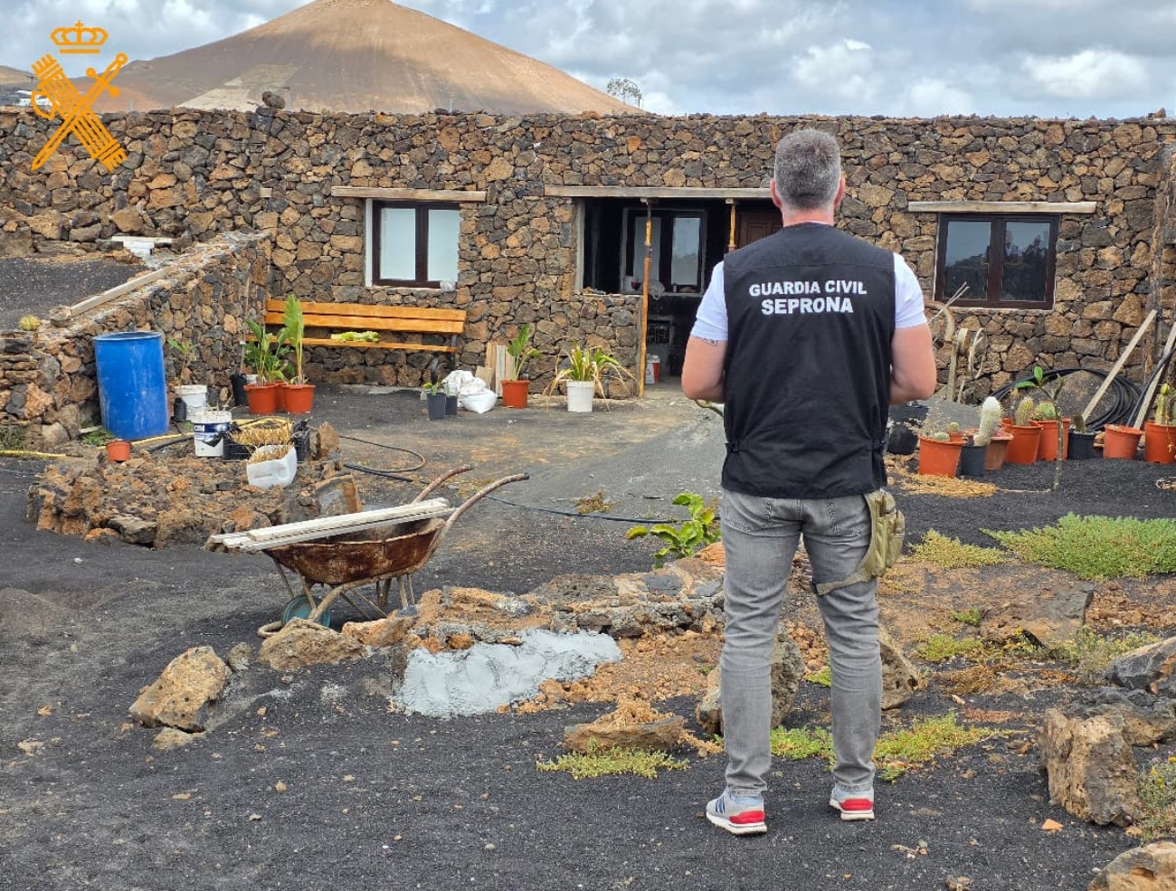 El EPRONA culmina la segunda fase de una macrooperación en Haría y Tías, con 23 nuevas inspecciones que se suman a las 42 realizadas en mayo. Ya son 42 los investigados en lo que va de año.   