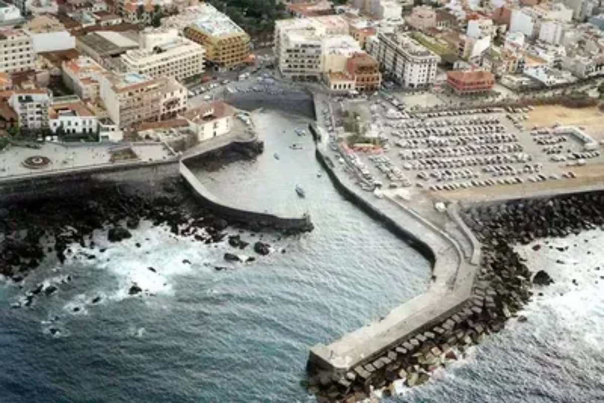 Tres fallecidos y numerosos heridos en un fin de semana que recuerda la fuerza del oleaje en Canarias