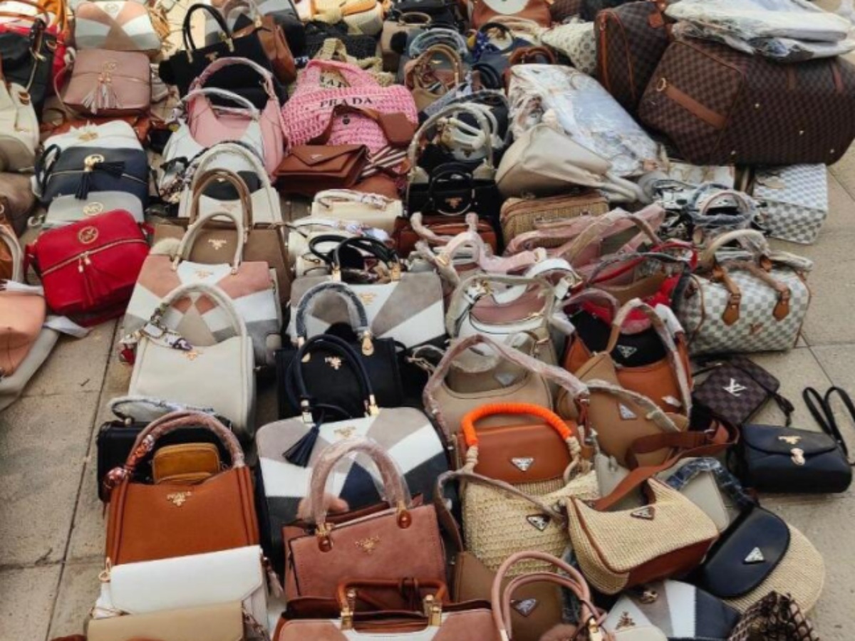 La mercancía incautada estaba destinada a su venta en los principales mercadillos de Lanzarote