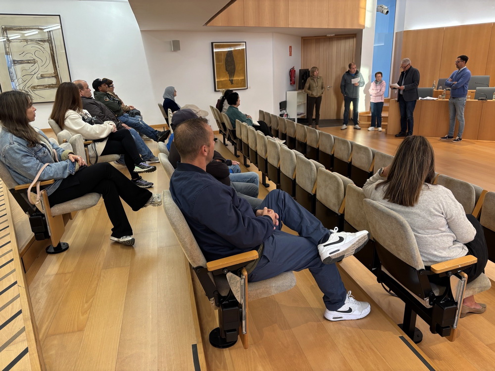 Contrataciones en Tias