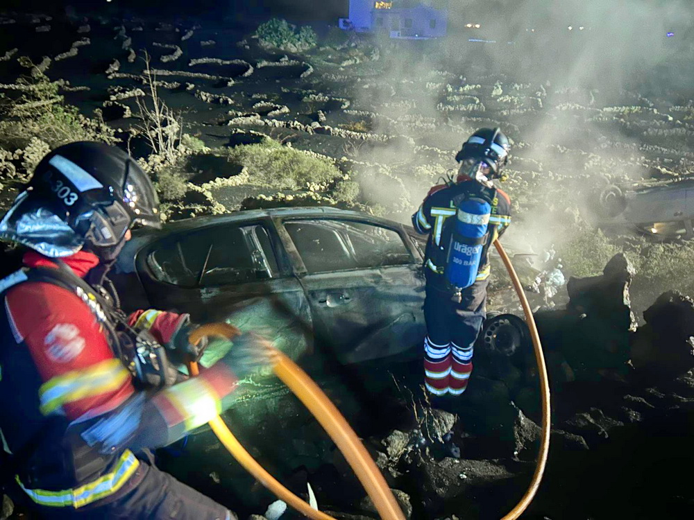 Incendio coche en Tias