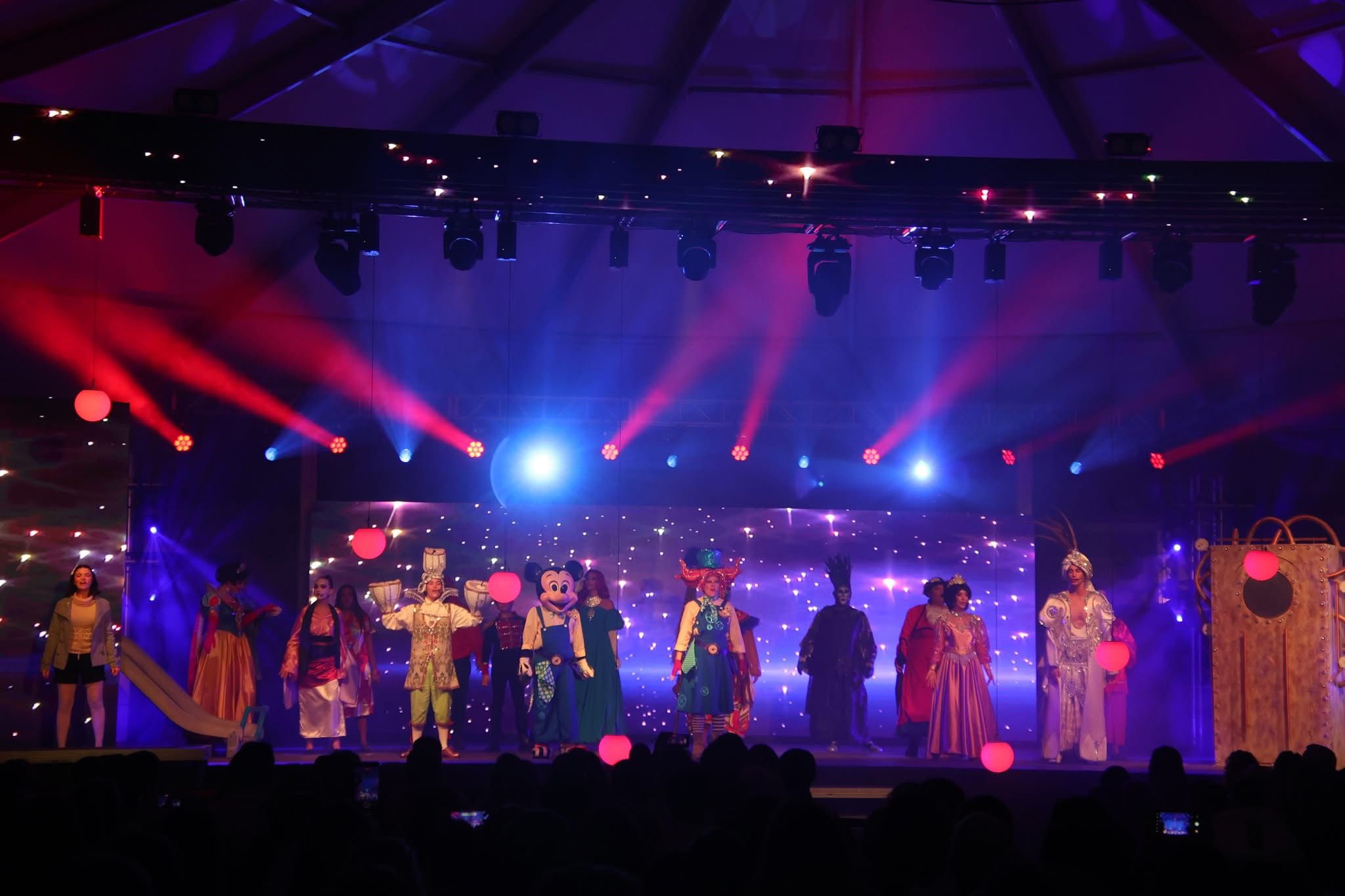 Este espectáculo consolidado dentro del programa de Navidad y Reyes pone en valor el talento y la participación juvenil Este espectáculo consolidado dentro del programa de Navidad y Reyes pone en valor el talento y la participación juvenil