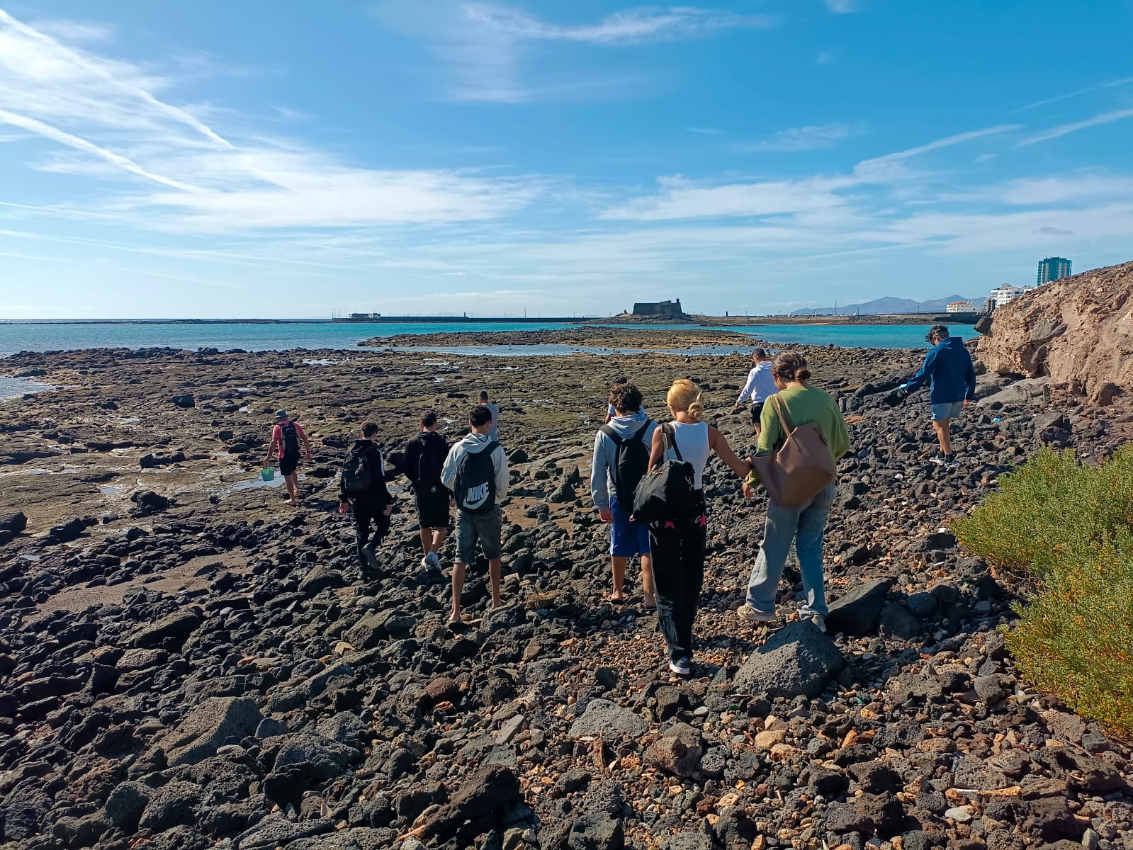 La Reserva de la Biosfera ofrece a institutos y asociaciones paseos interpretados por el intermareal