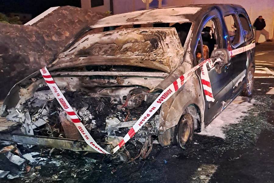 icendio coche tias icendio coche tias