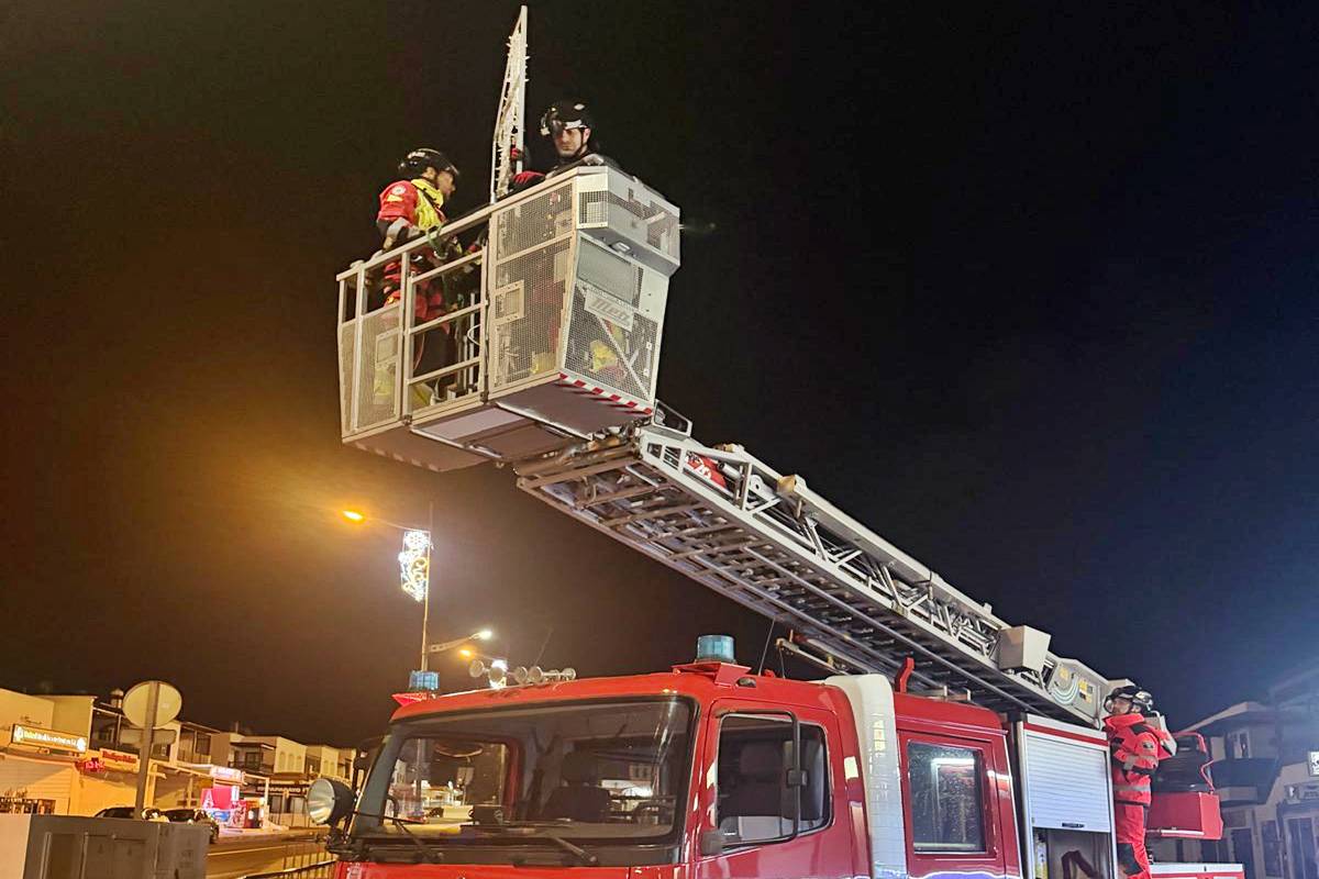 farola caida yaiza farola caida yaiza