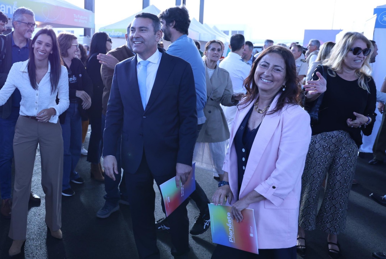 El Cabildo de Lanzarote extiende sus ayudas al alumnado que estudia fuera de España