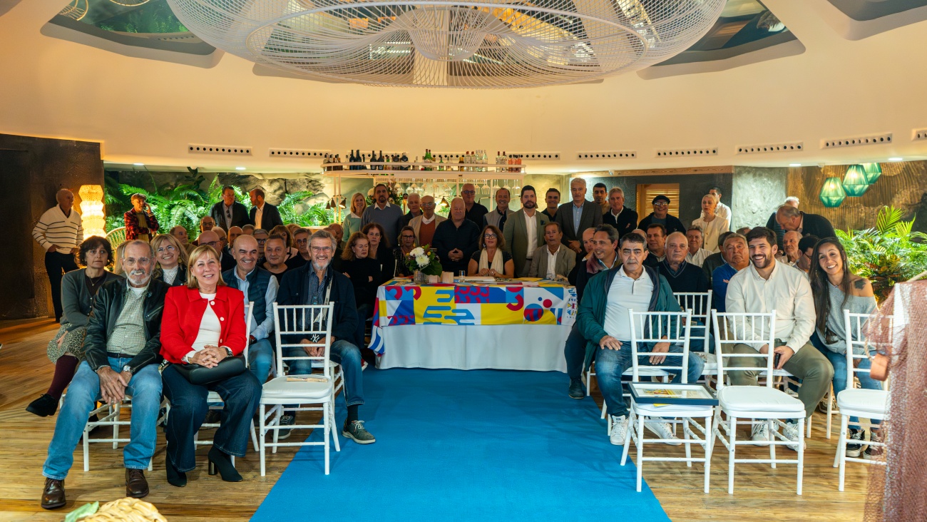  Este ciclo de conferencias, impartidas por Juan Cruz Sepúlveda, se enmarca en la celebración del 60 aniversario de Puerto del Carmen