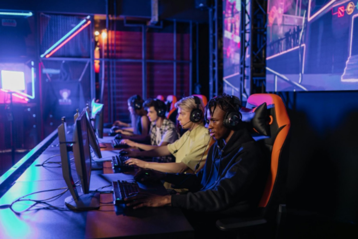   La evolución de los deportes electrónicos: De pasatiempo de nicho a fenómeno global