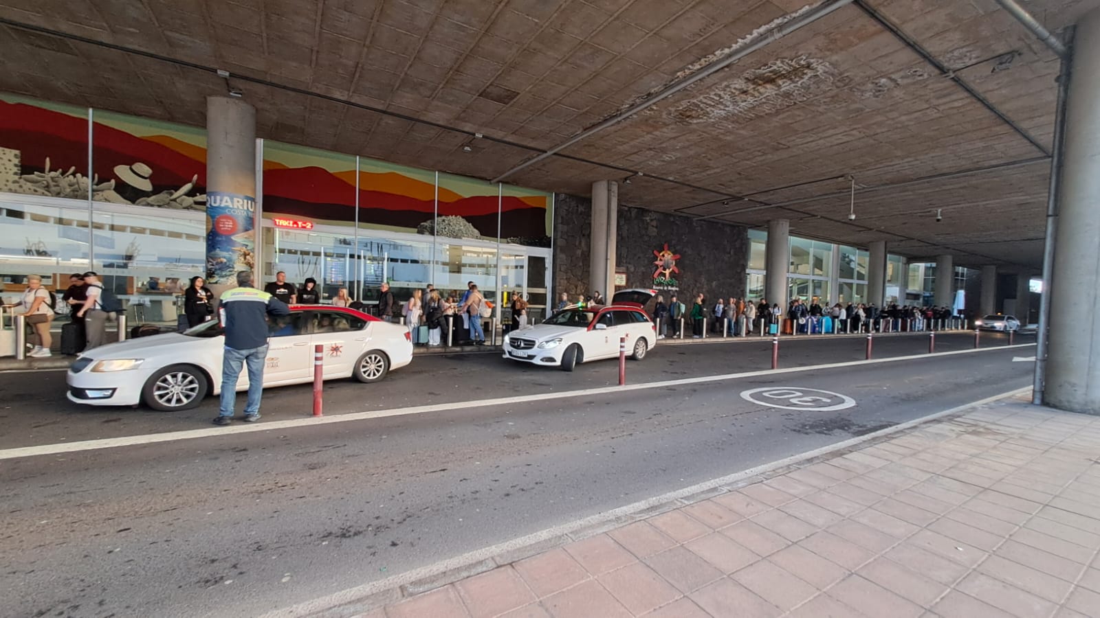 Colas aertopuerto Taxis Colas aertopuerto Taxis