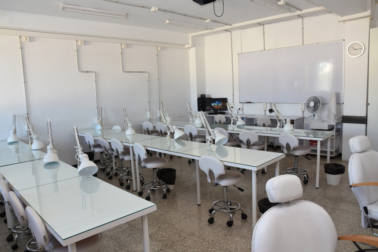 En el centro se ofertan más de 30 Grados Medios y Superiores en diferentes ramas