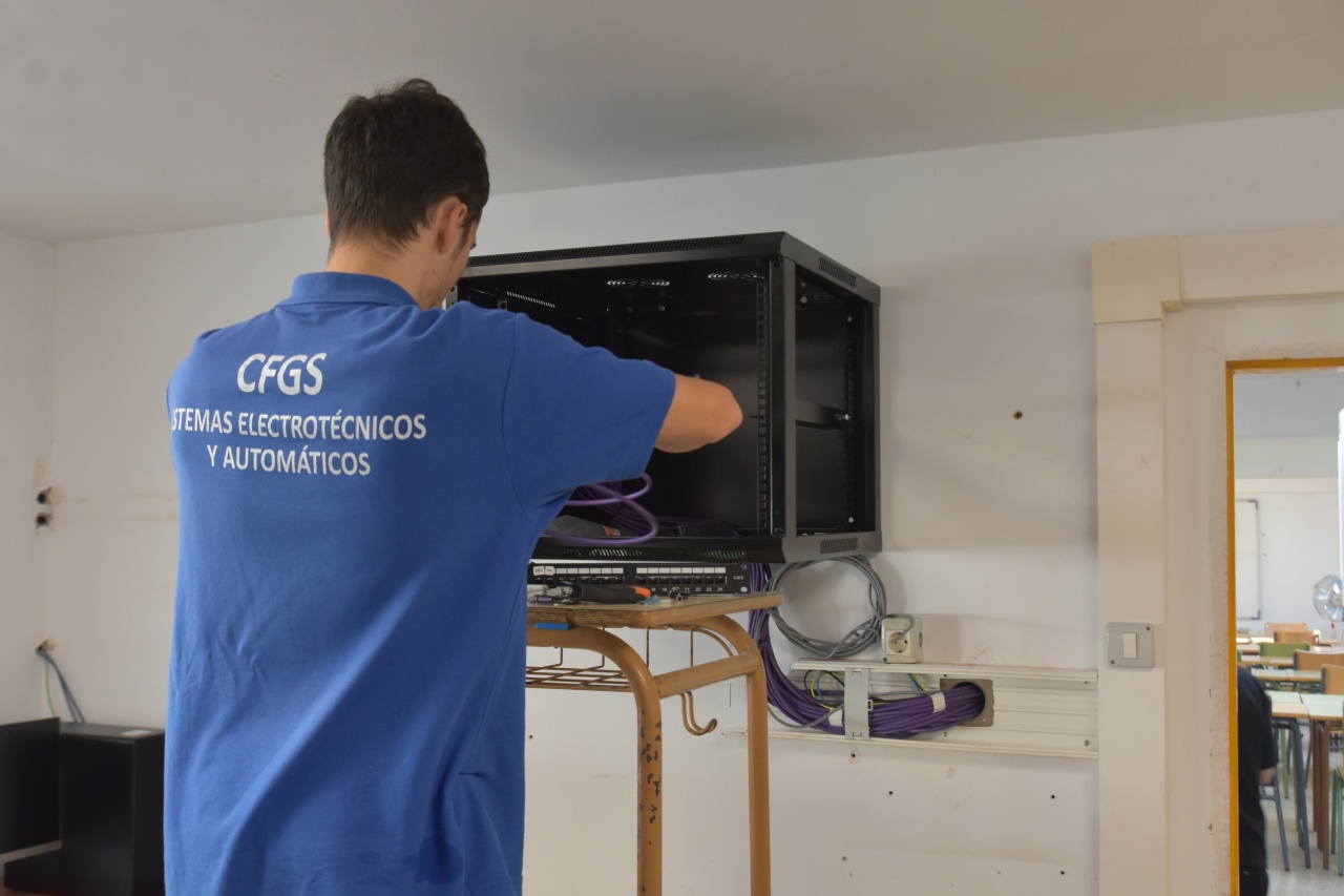 En el centro se ofertan más de 30 Grados Medios y Superiores en diferentes ramas