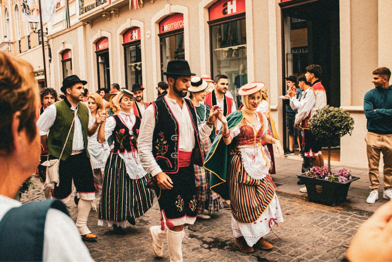 Carnaval 2026: memoria viva, disfraces y creatividad colectiva en Canarias