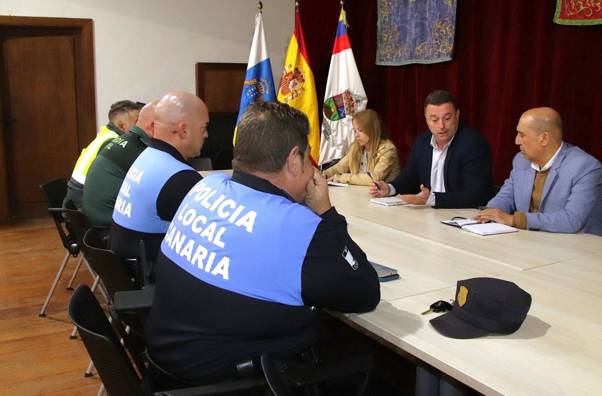 El alcalde pide refuerzos de la Guardia Civil mientras la oposición reclama fortalecer la Policía Local
