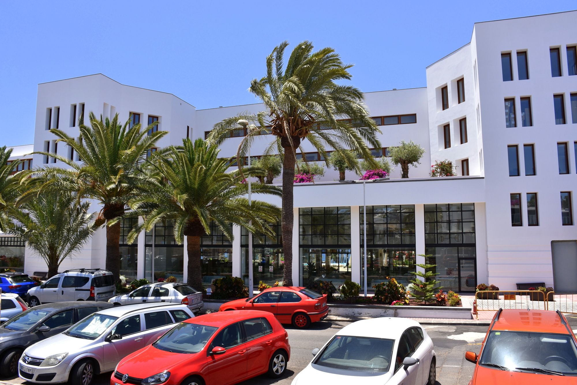 Los años han demostrado que muchas de las polémicas generadas eran más políticas que por el bien de la isla Los años han demostrado que muchas de las polémicas generadas eran más políticas que por el bien de la isla