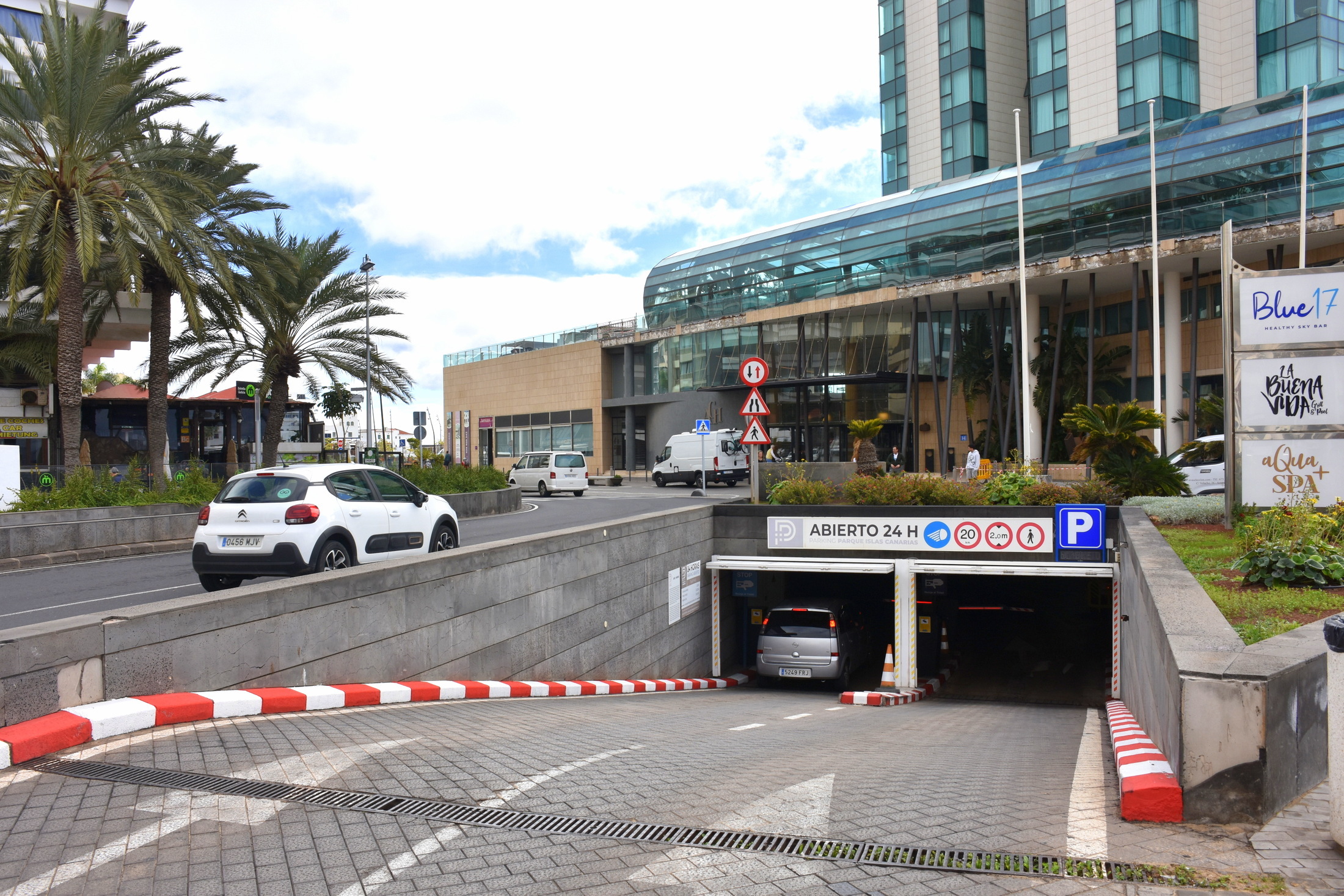 Los años han demostrado que muchas de las polémicas generadas eran más políticas que por el bien de la isla Los años han demostrado que muchas de las polémicas generadas eran más políticas que por el bien de la isla