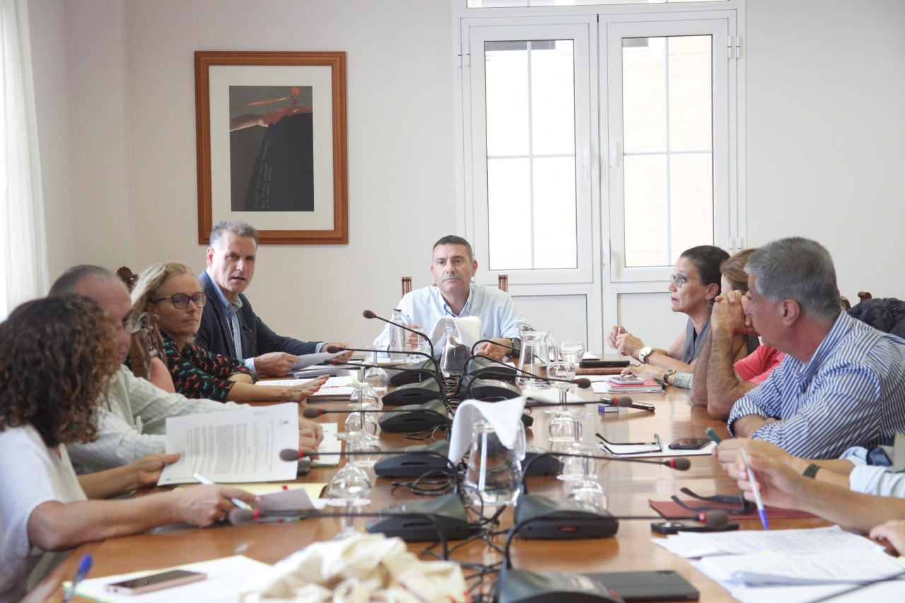 El Consorcio denuncia maniobras para boicotear la cesi&oacute;n del contrato del agua