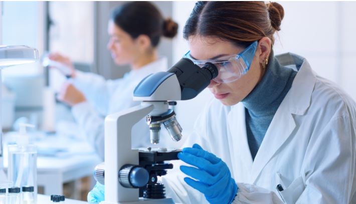 Canarias lidera la presencia femenina