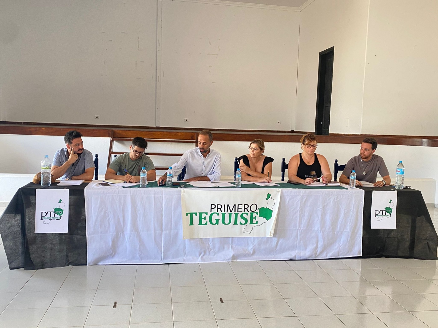 Primero Teguise alerta de que el colapso de expedientes está alejando al vecino de la administración y reclama refuerzos públicos estables