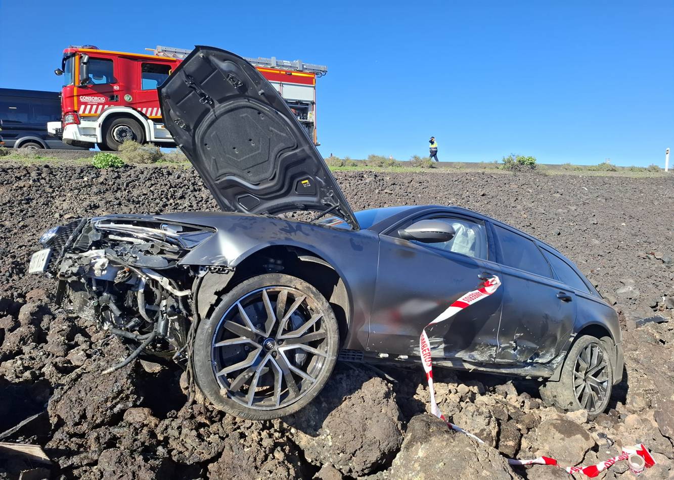 coche accidentando yaiz coche accidentando yaiz