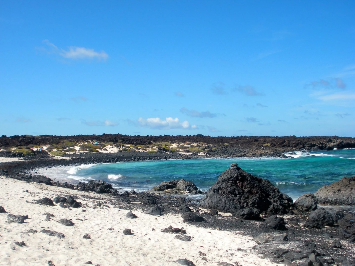 Las playas de Lanzarote que no puedes perder en Semana Santa