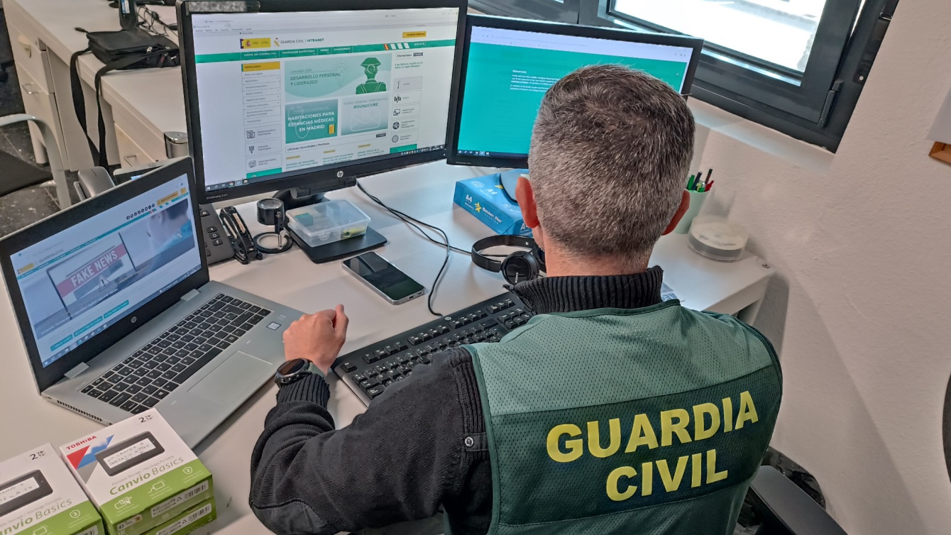La Guardia Civil desarticula una red de estafas románticas y blanqueo de capitales en Gran Canaria