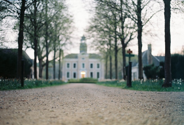 DESENTRAÑANDO EL CLUB BILDERBERG