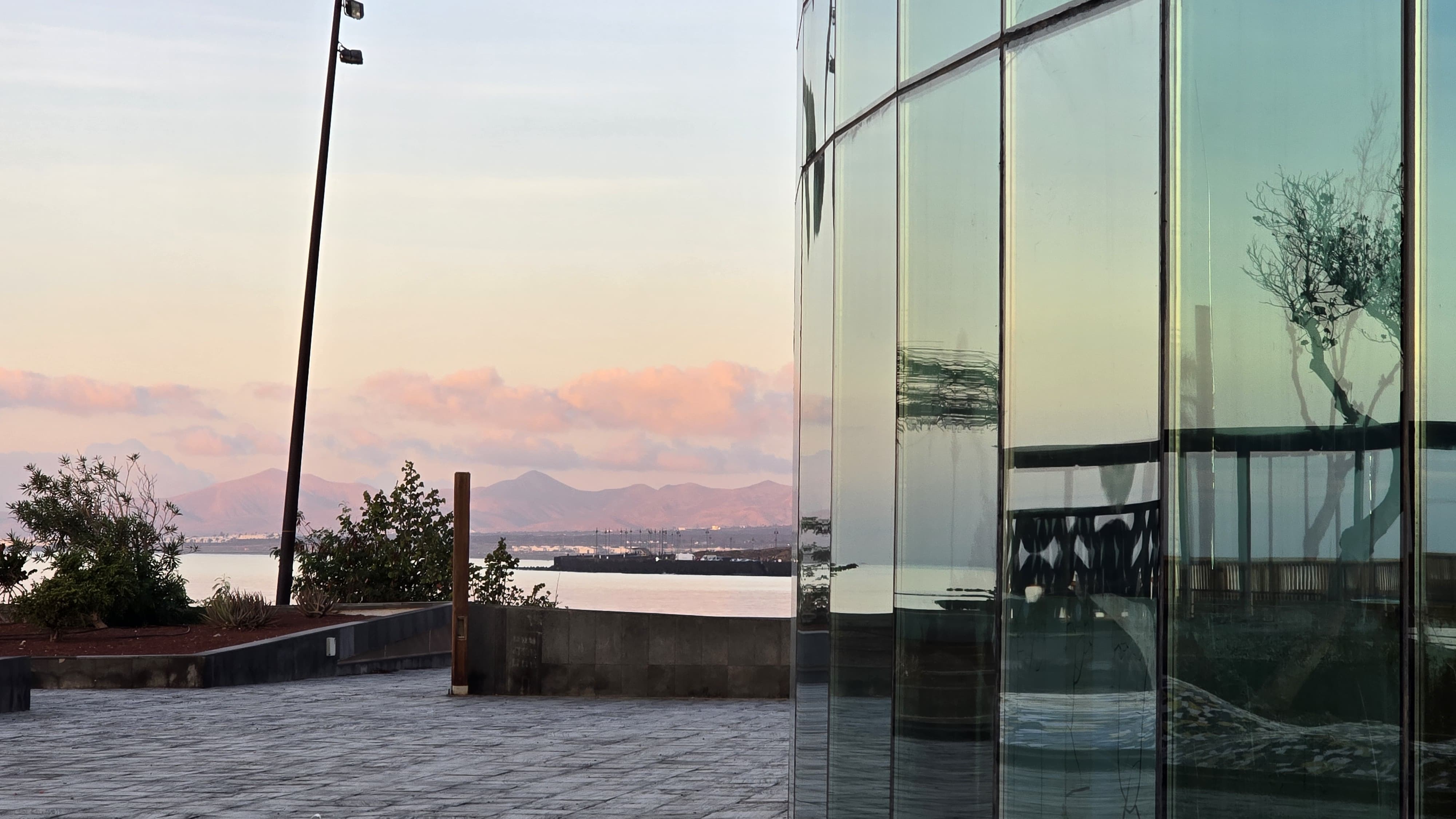 Amanecer en Lanzarote y La Graciosa