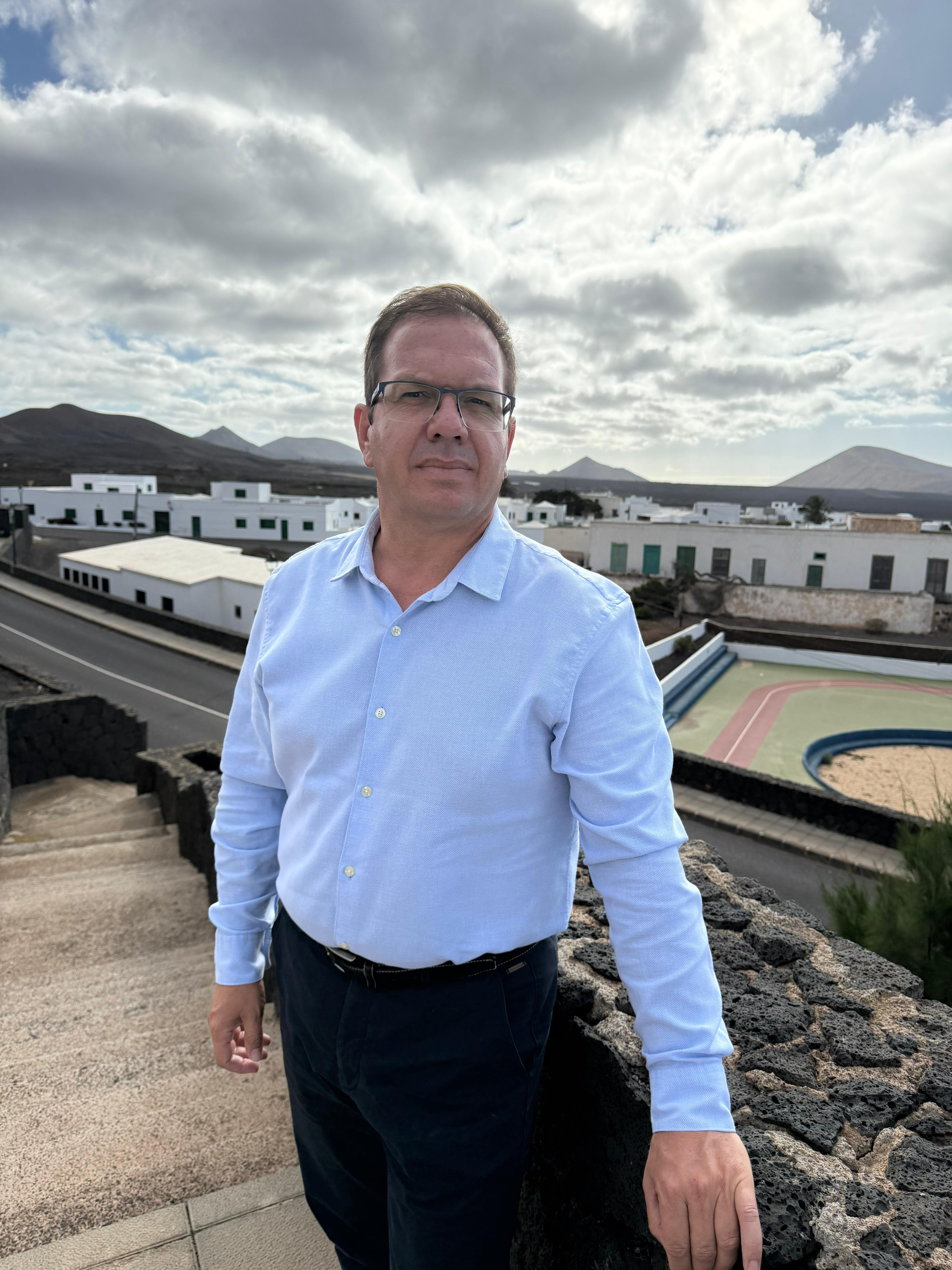 Muestran su preocupación por “el incumplimiento de la ley, la devolución de subvenciones y la posible subida del precio del agua¨