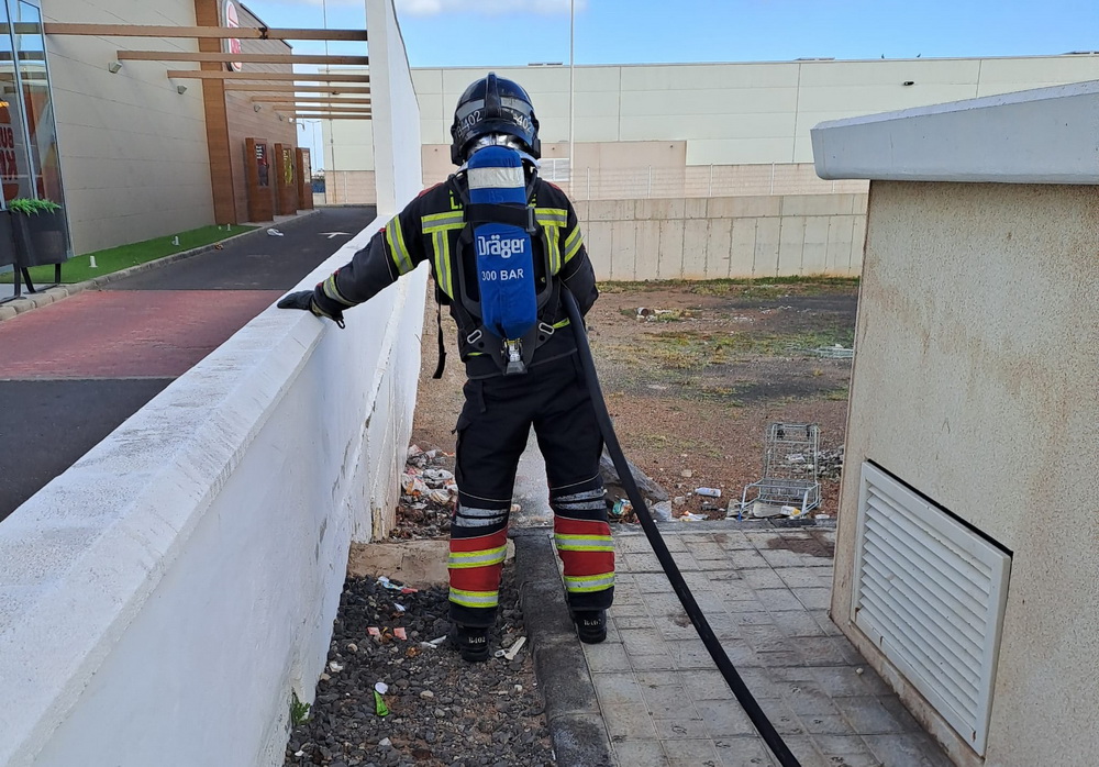 Incendio de basura arrecife 2 Incendio de basura arrecife 2