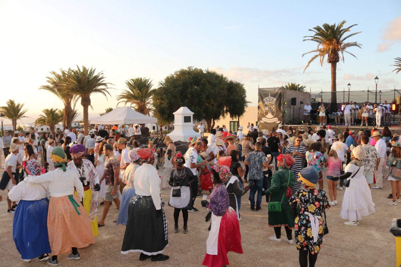 El pueblo disfruta de dos días tras la suspensión de fiestas el fin de semana pasado por mal tiempo