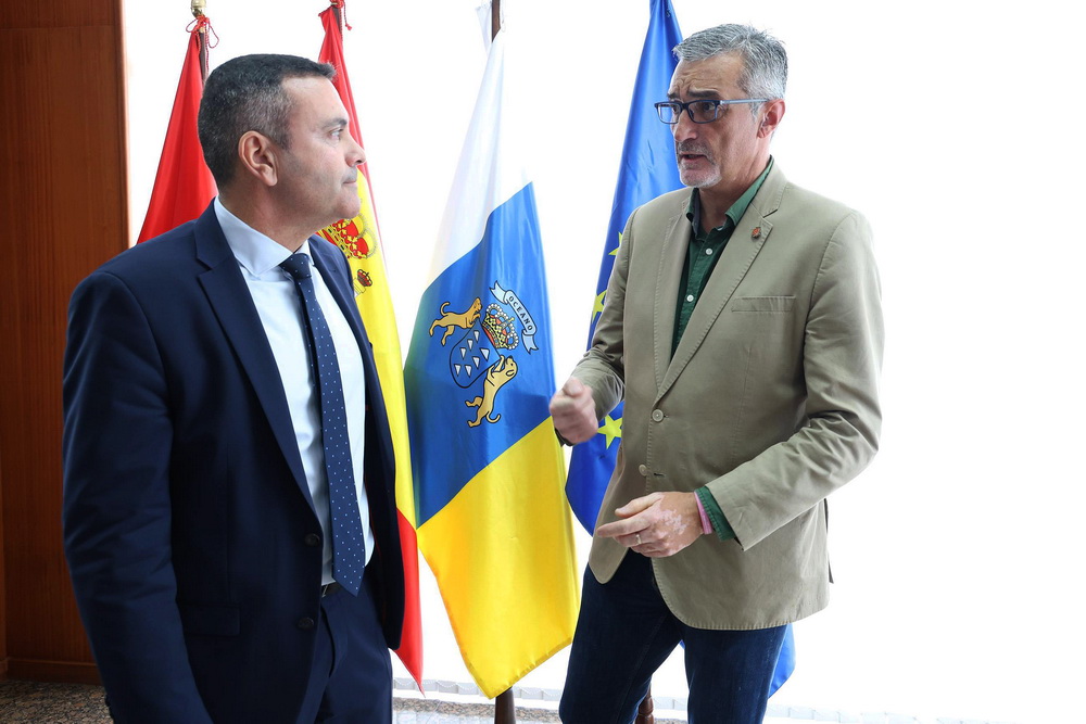 Marci Acuña y Oswaldo Betancort