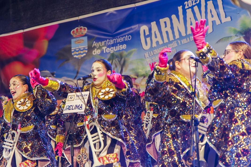 El Ayuntamiento reorganiza el programa tras el aplazamiento por las condiciones meteorológicas y la alerta decretada El Ayuntamiento reorganiza el programa tras el aplazamiento por las condiciones meteorológicas y la alerta decretada