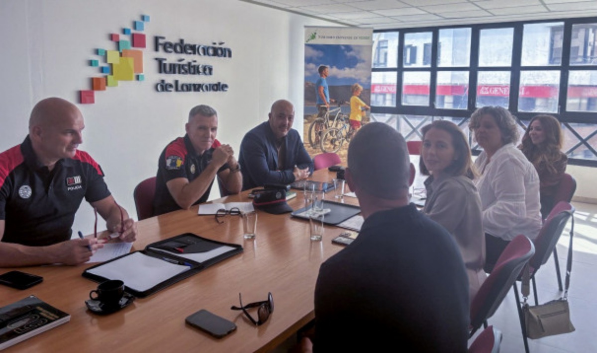 La FTL traslada a la Policía Canaria las inquietudes del sector, ante el próximo despliegue de este cuerpo en Lanzarote