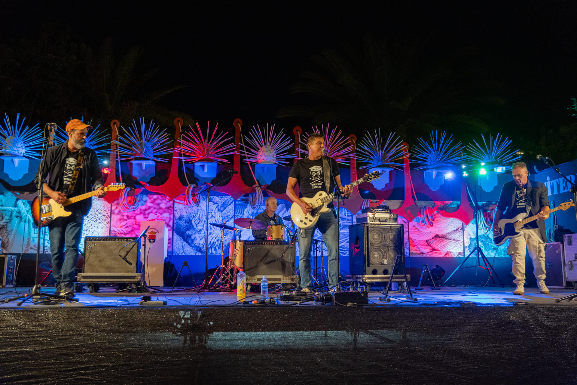 El jueves 30 de abril actuarán los grupos Kilombo Improvisado y Salvapantallas