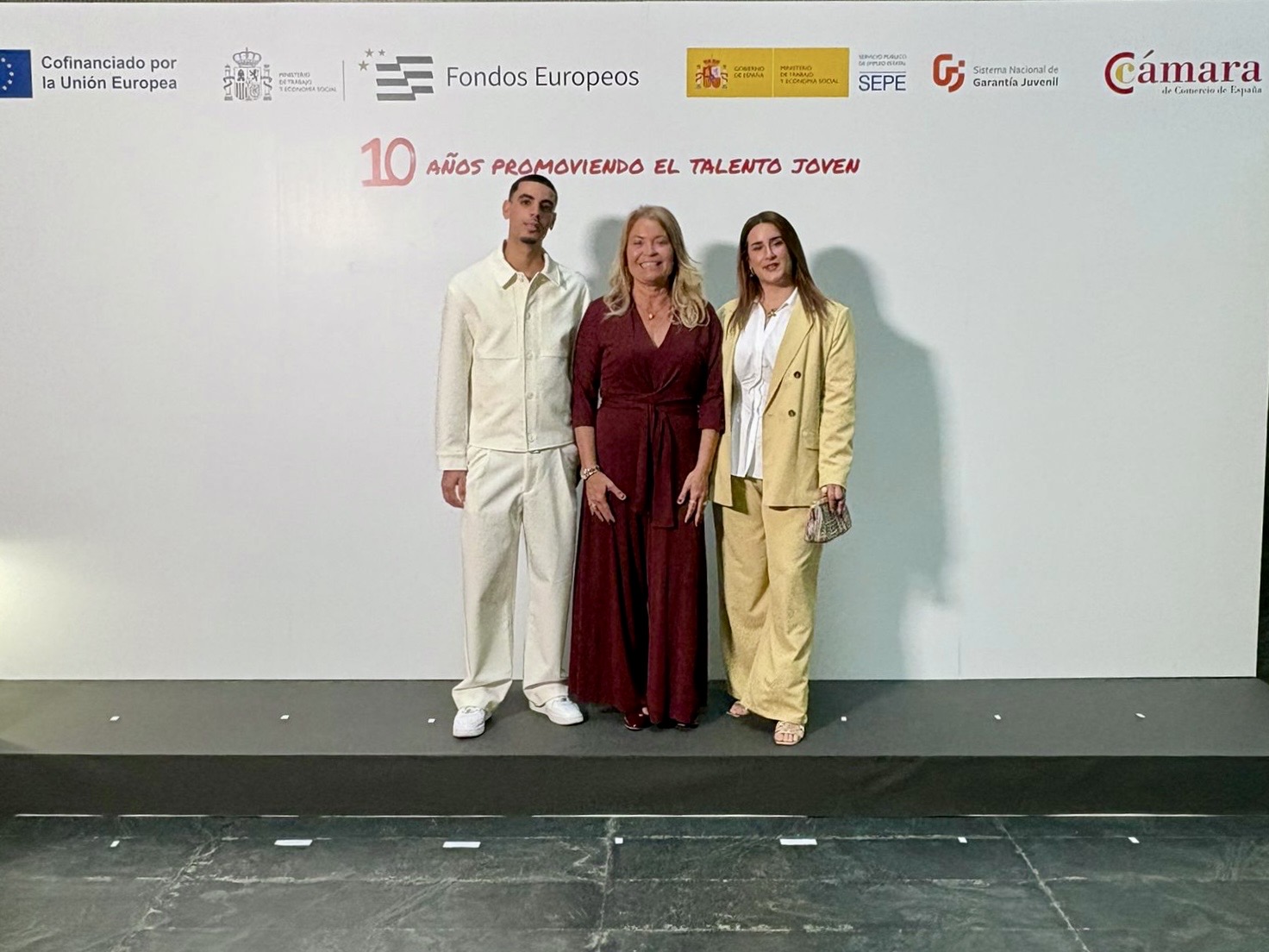 Melody Armas e Idir Tiguit fueron seleccionados entre todas las cámaras del país como casos de éxito nacional de esta iniciativa de inserción laboral Melody Armas e Idir Tiguit fueron seleccionados entre todas las cámaras del país como casos de éxito nacional de esta iniciativa de inserción laboral