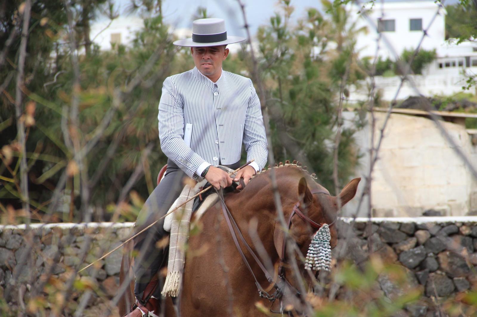 Se realizó un espectáculo a caballo en recuerdo a la joven fallecida