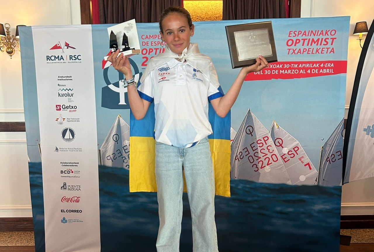 Lola Carri&oacute;n, campeona de Espa&ntilde;a sub-13 de Optimist